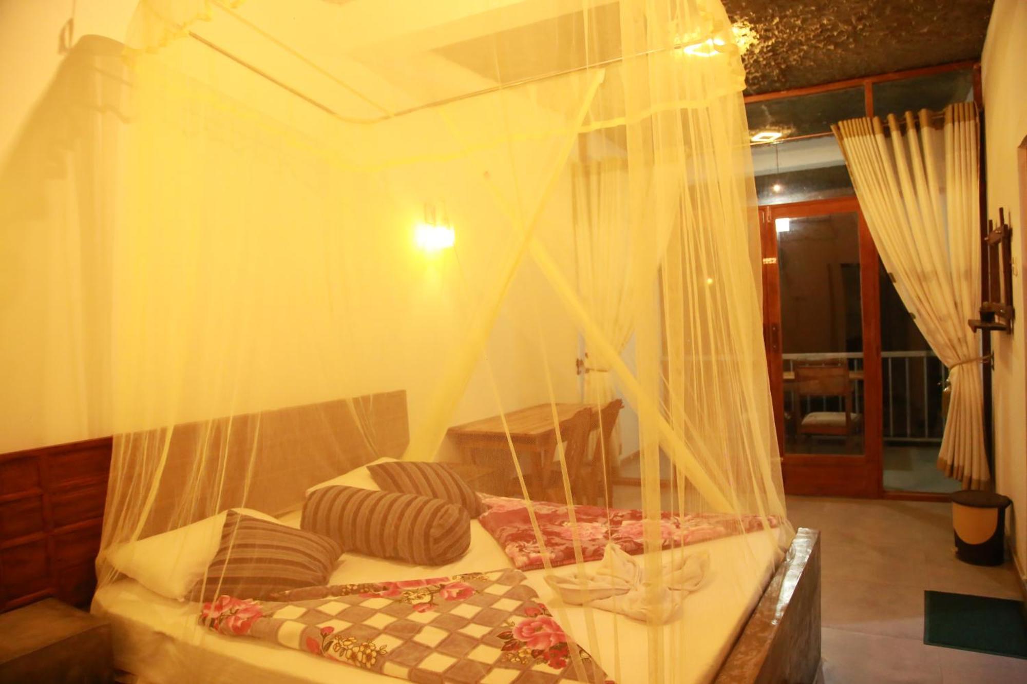 Rock Paradise Homestay Элла Экстерьер фото