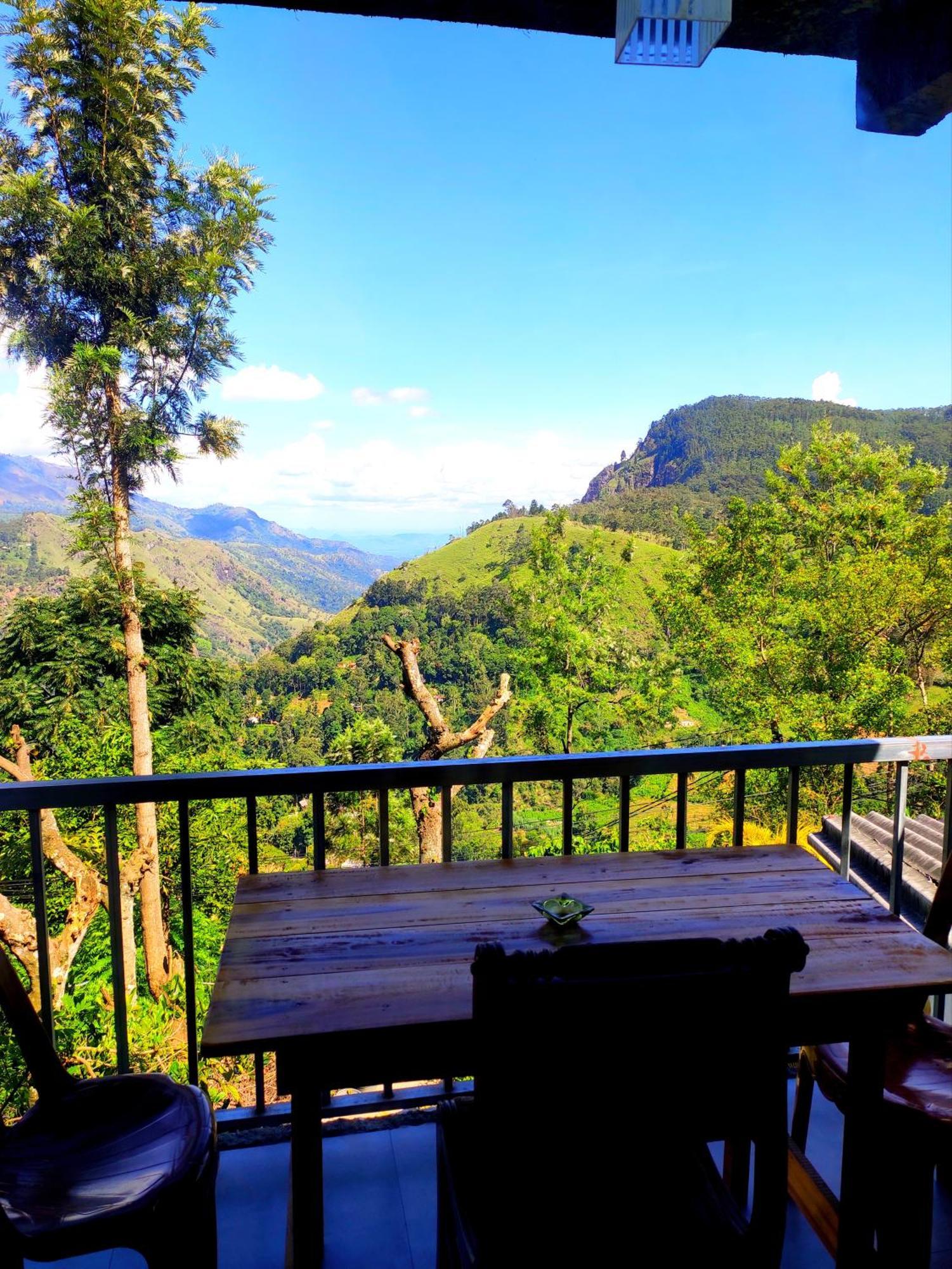 Rock Paradise Homestay Элла Экстерьер фото